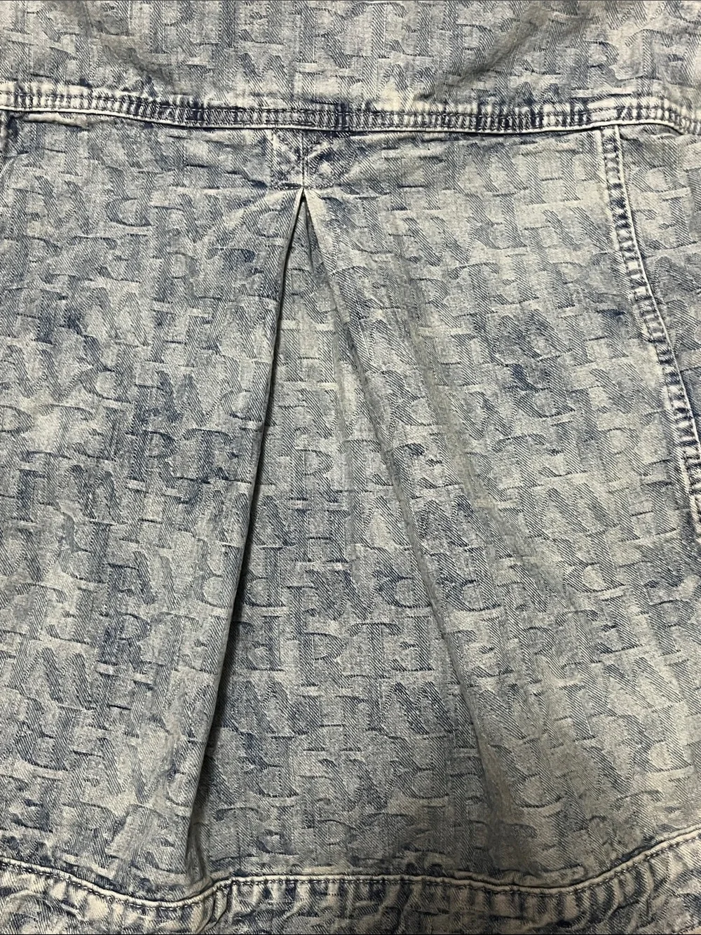 1461. FREE PEOPLE We The Free Opal Swing Jacquard Denim Jacket in Letters Wash - Picture 9 of 10